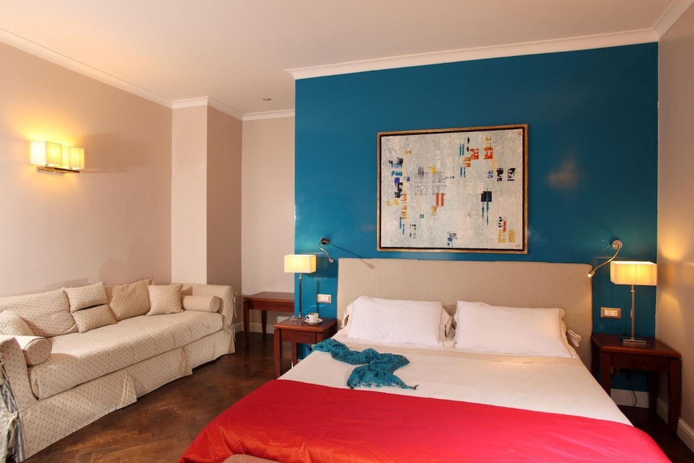 Vivaldi Luxury Rooms 13
