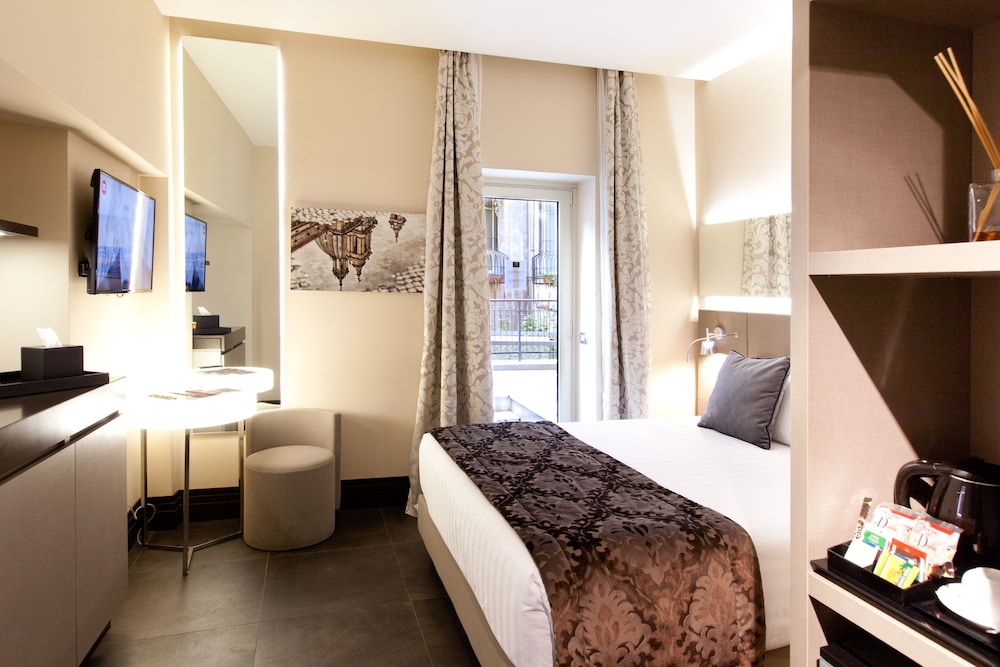 Quirinale Luxury Rooms 15