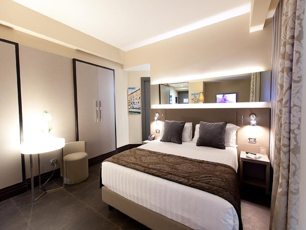 Quirinale Luxury Rooms 23