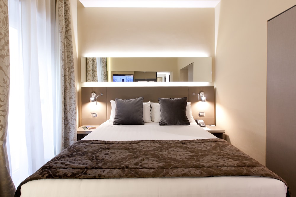 Quirinale Luxury Rooms 6