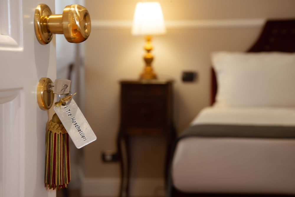 I Tre Moschettieri Guest House 6