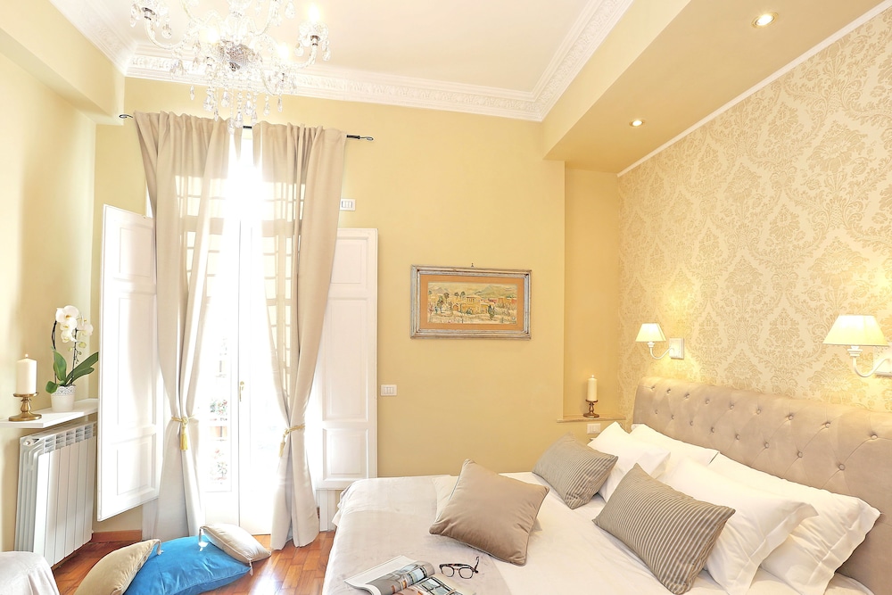 Liberty Rome Suites 8
