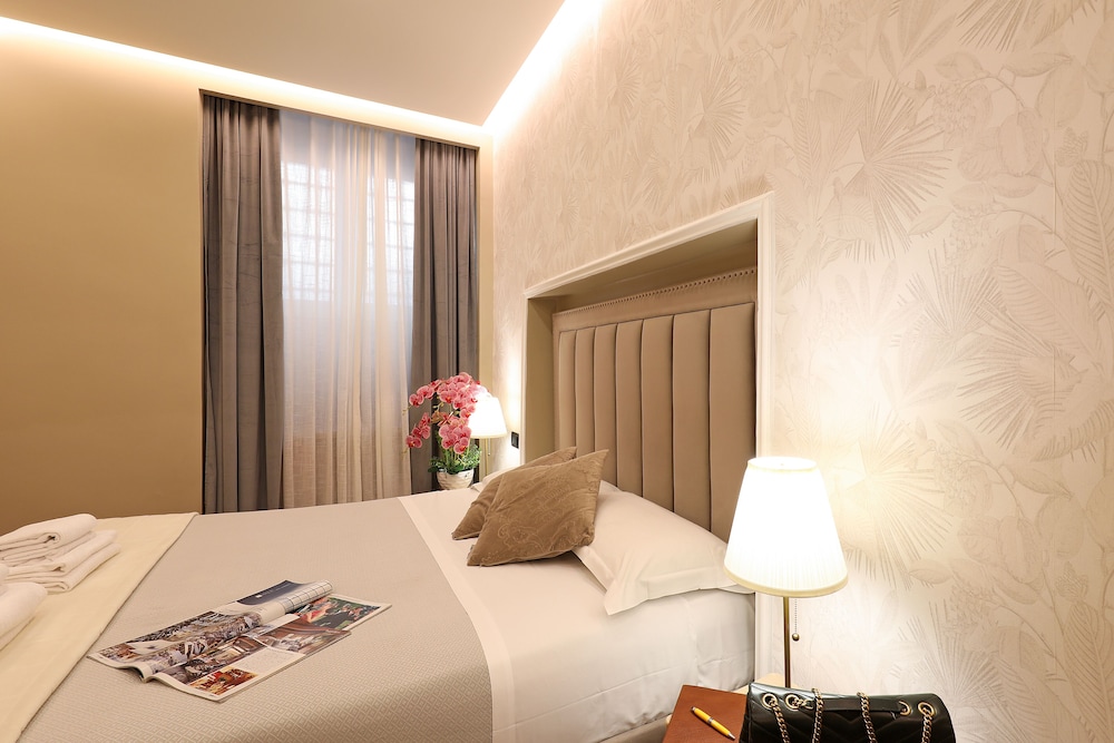 Liberty Rome Suites 24