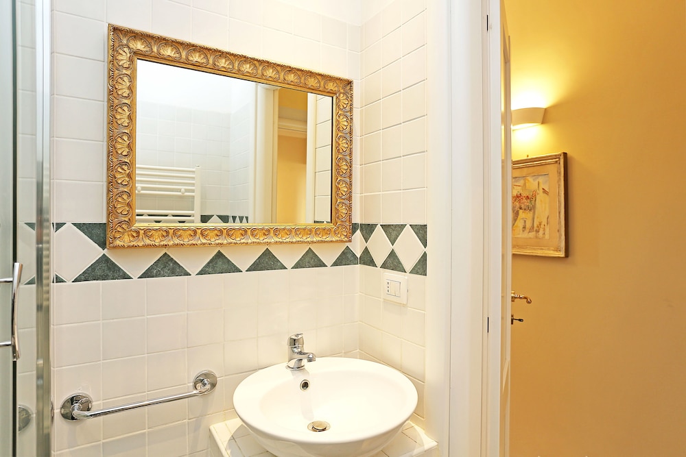 Liberty Rome Suites 15