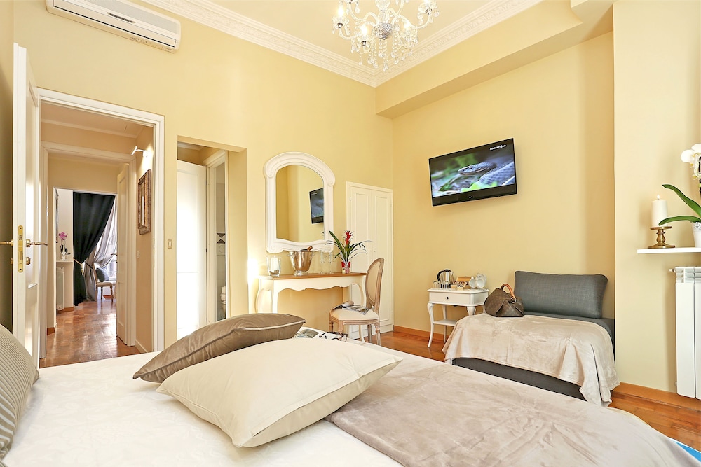 Liberty Rome Suites 21