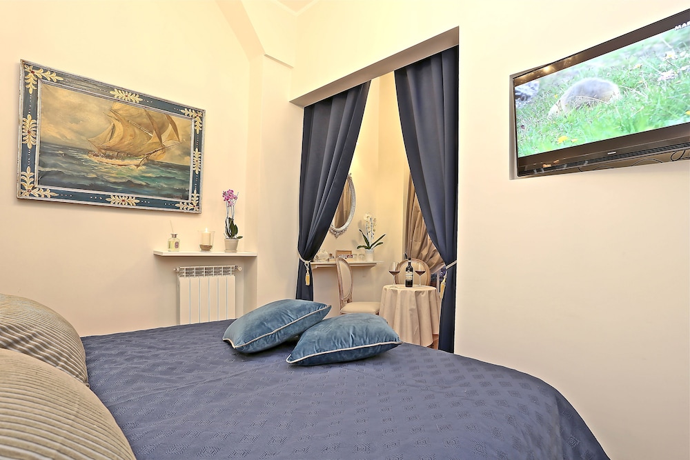 Liberty Rome Suites 10