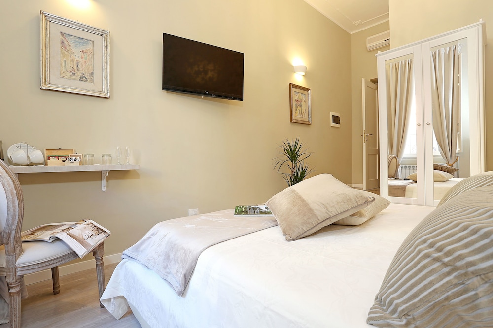 Liberty Rome Suites 14