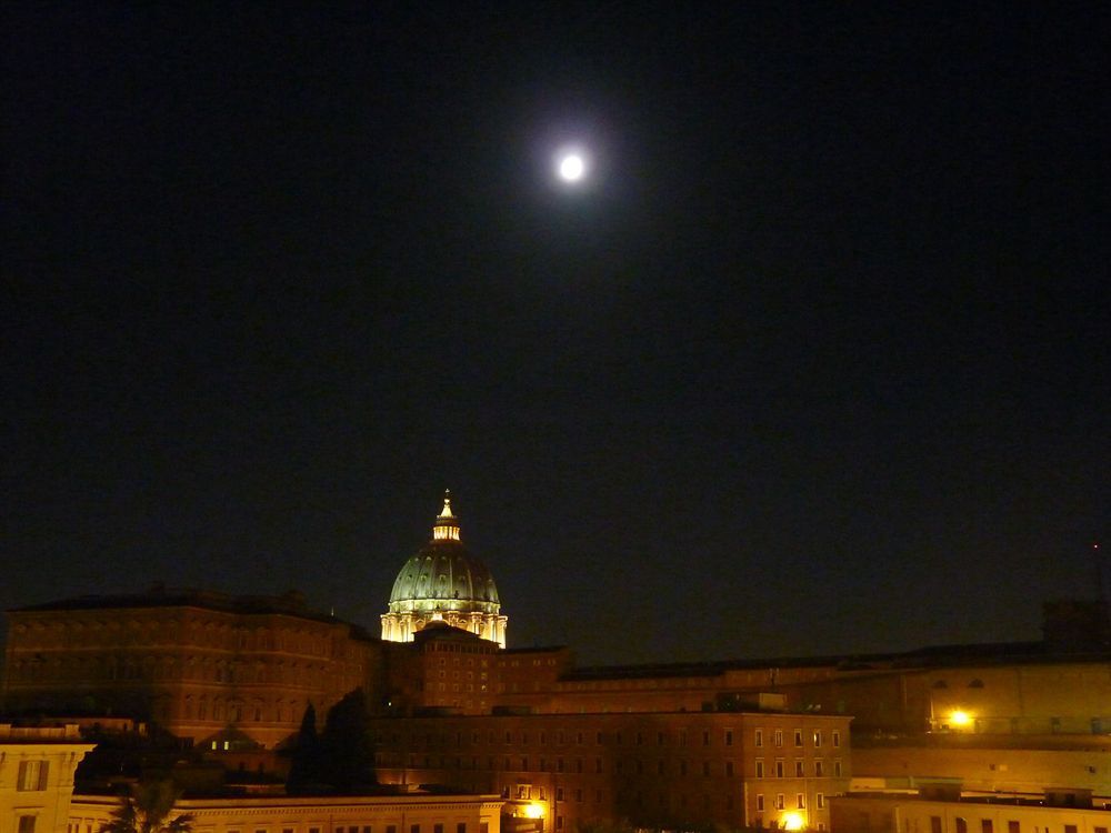 Vatican Vista 1