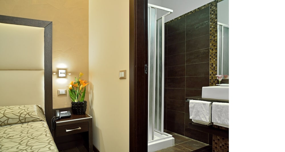 Catone District Hotel 3