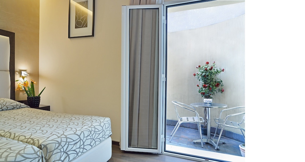 Catone District Hotel 10