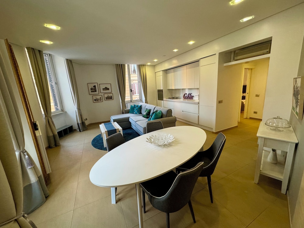 Interno 5 24