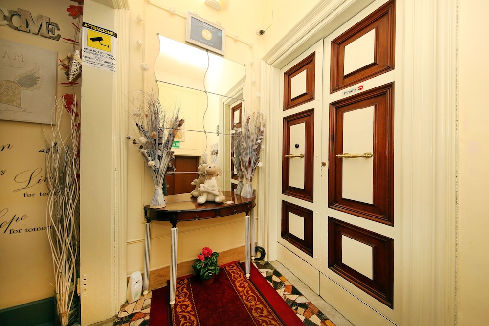 Tibullo Bed & Breakfast 5