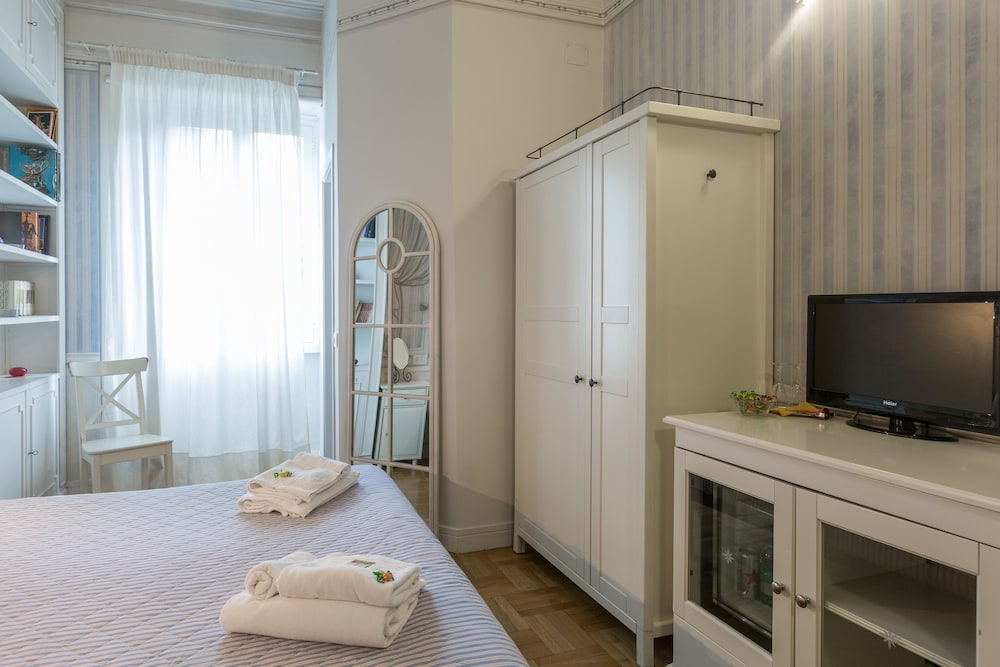 B&B Suites Piazza Del Popolo 10