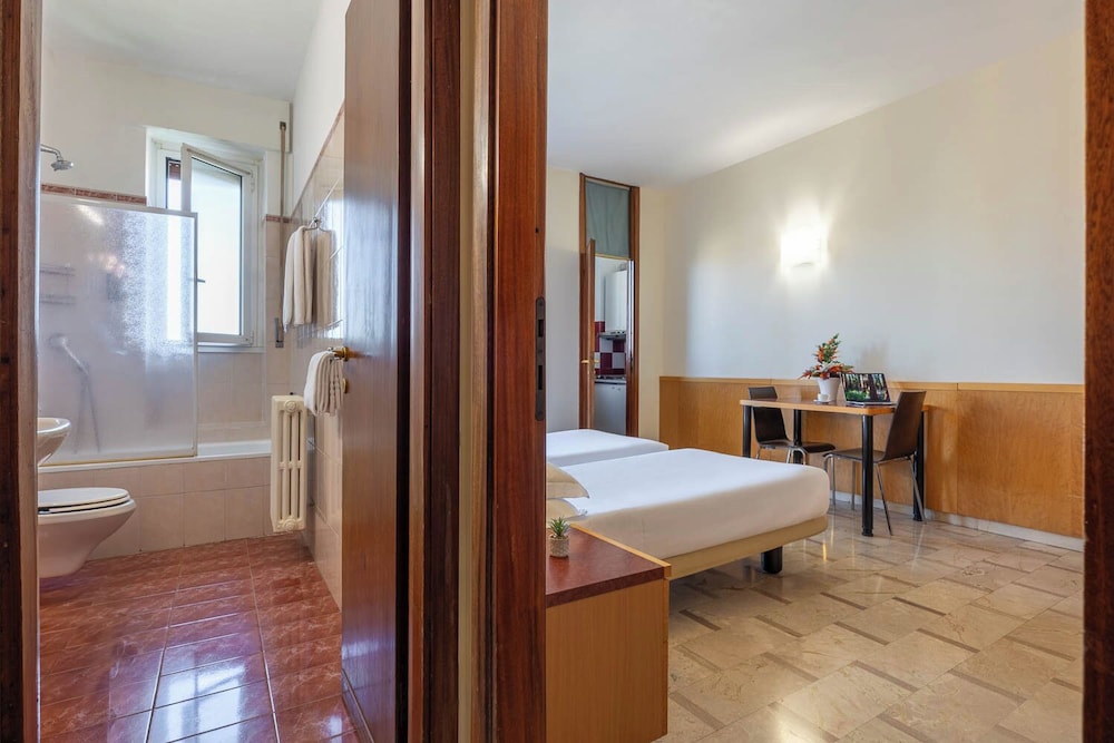 iH Aparthotel Milano Argonne Park 5