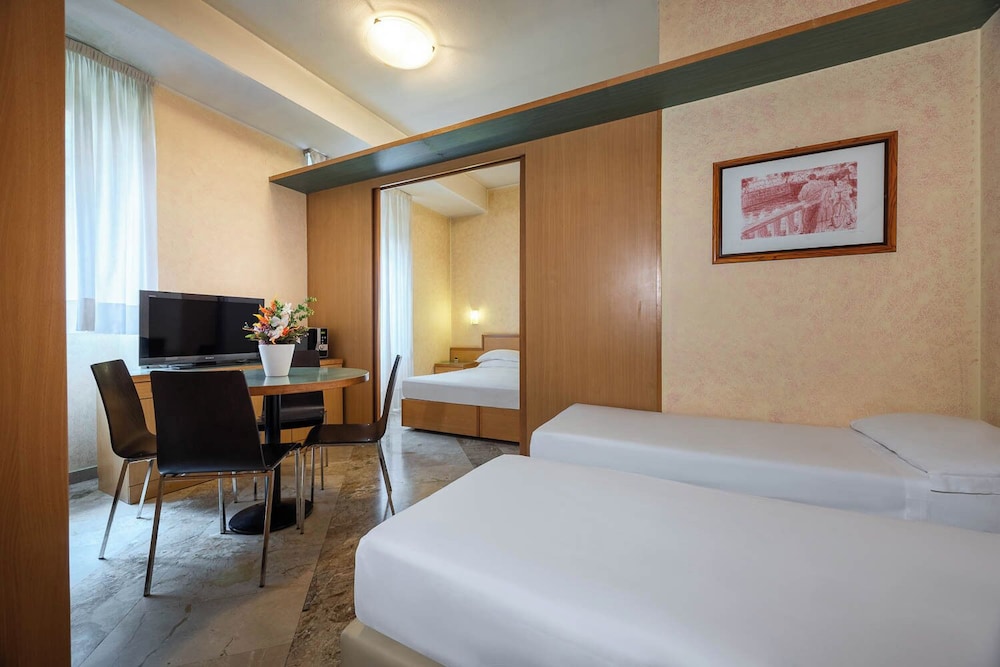 iH Aparthotel Milano Argonne Park 15