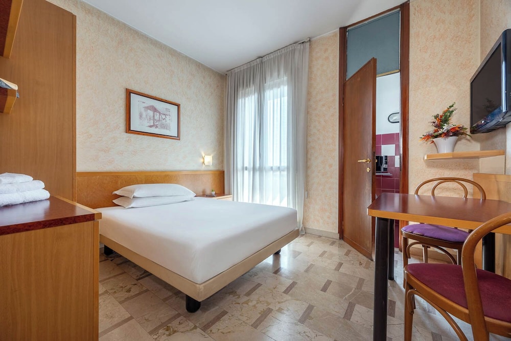 iH Aparthotel Milano Argonne Park 14