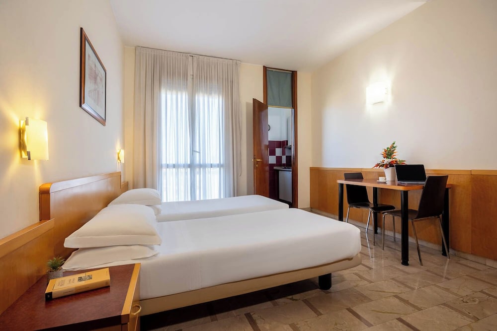 iH Aparthotel Milano Argonne Park 6