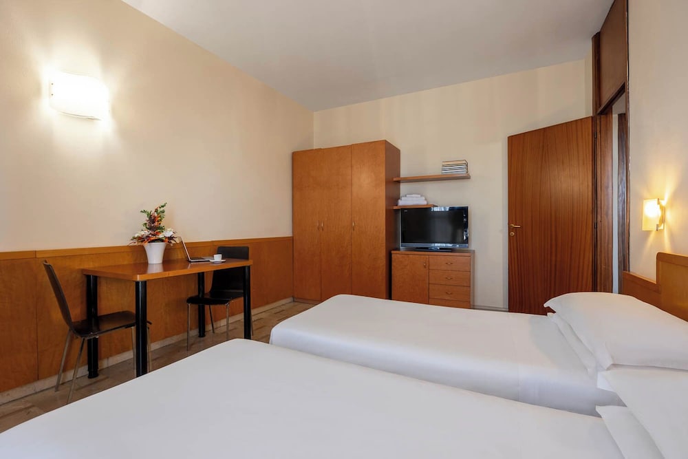 iH Aparthotel Milano Argonne Park 7