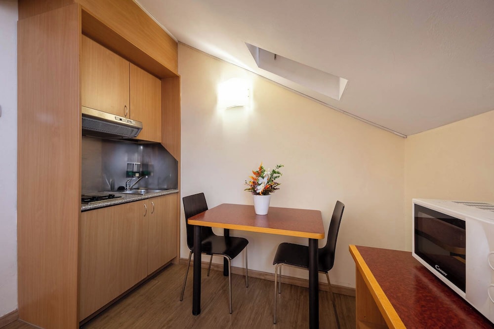 iH Aparthotel Milano Argonne Park 21