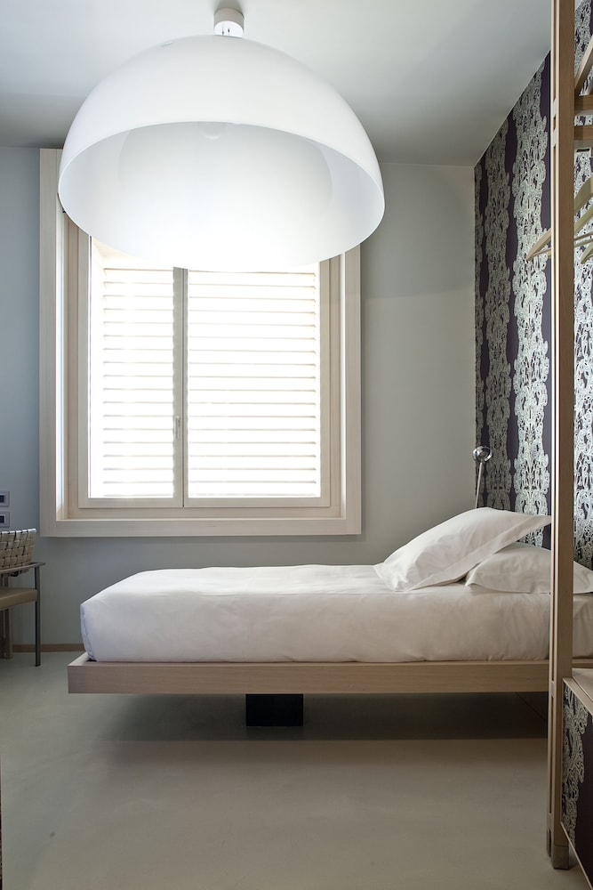 NU Hotel 4