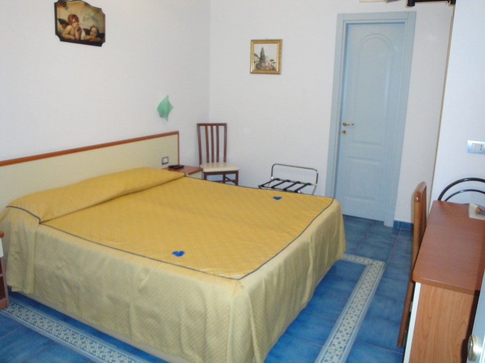 Meublè Casa Mannini 13