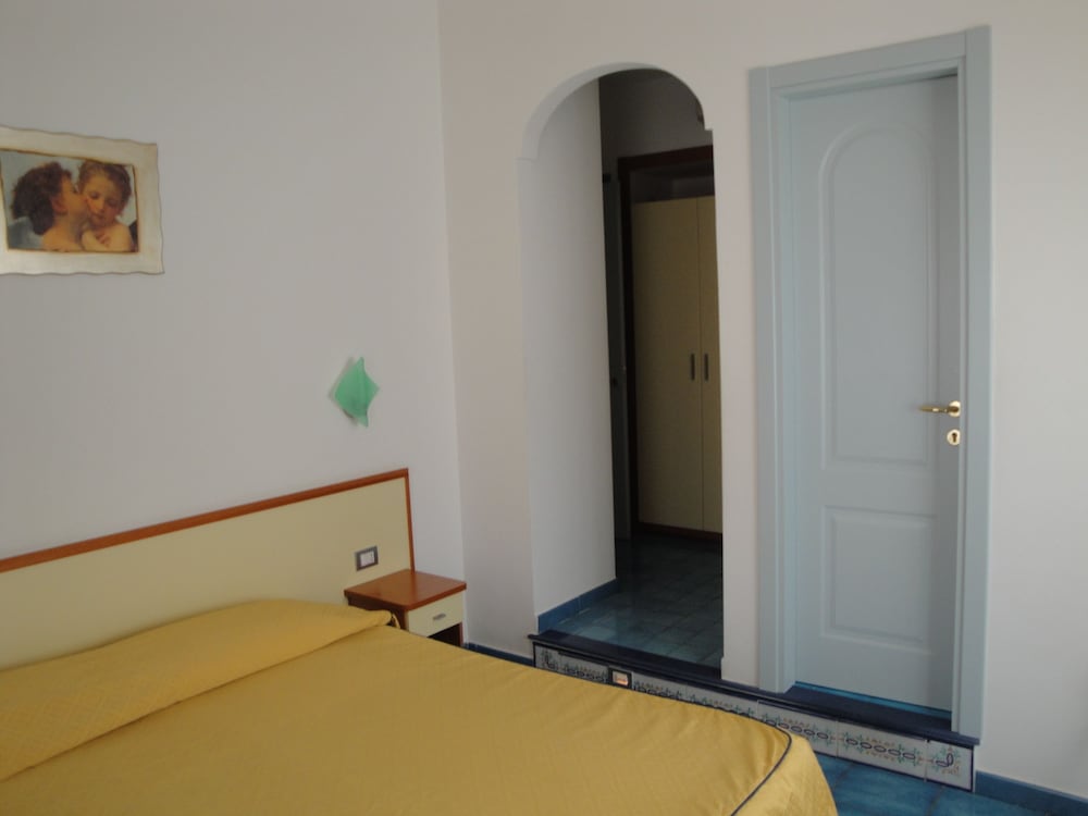 Meublè Casa Mannini 6
