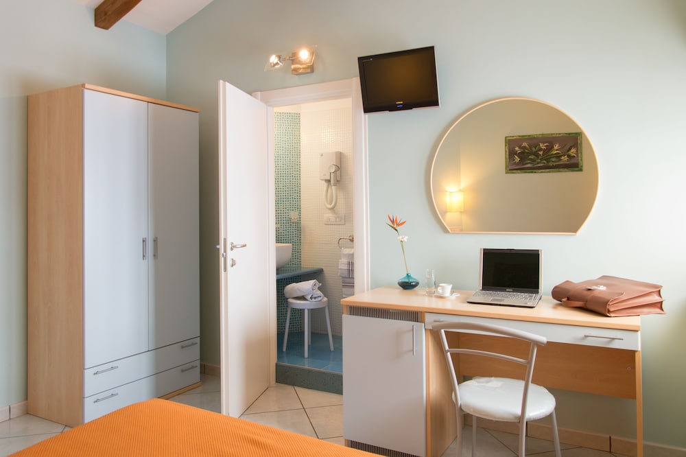 Minihotel IRIS 14