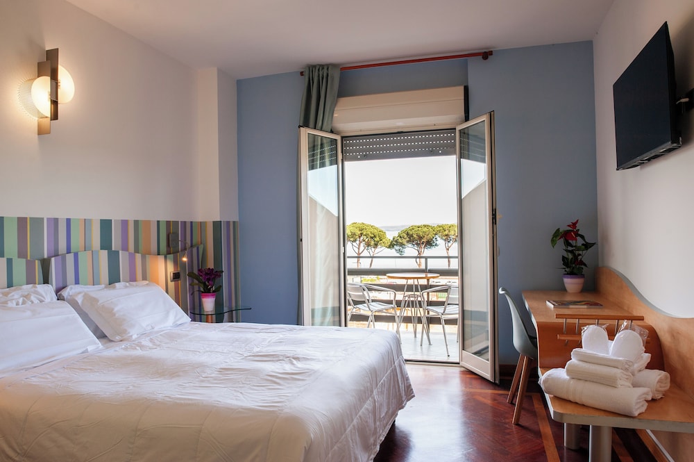 HA Hotel 6