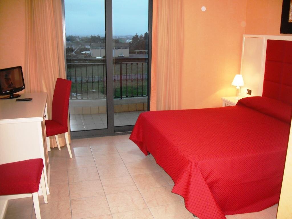 B&B HOTEL Pomezia Cortese 12