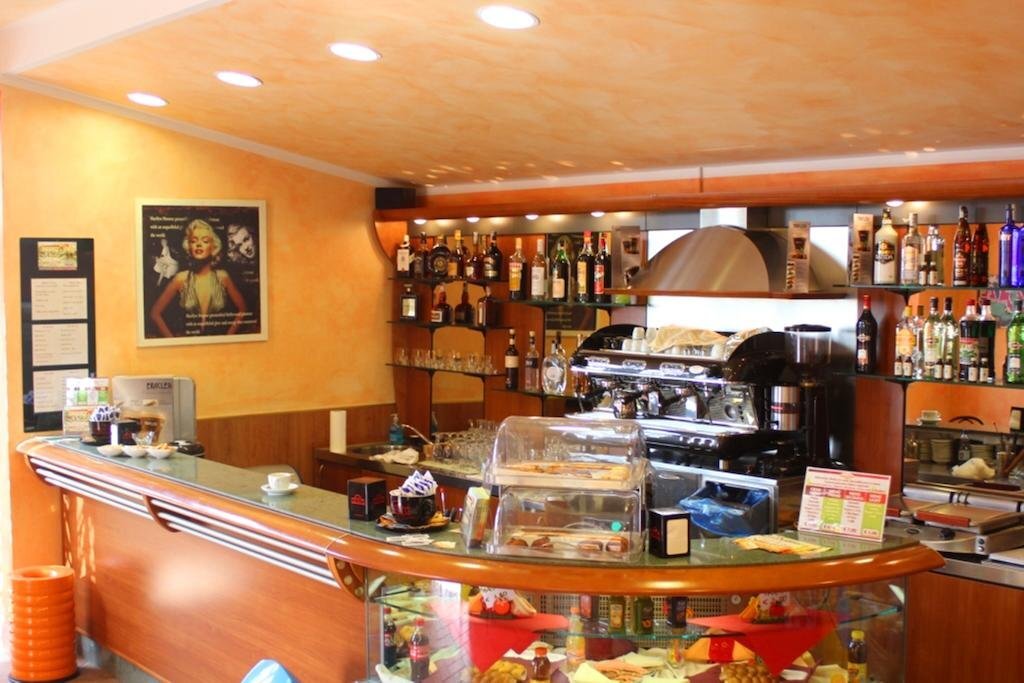 B&B HOTEL Pomezia Cortese 11