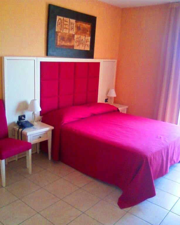 B&B HOTEL Pomezia Cortese 5