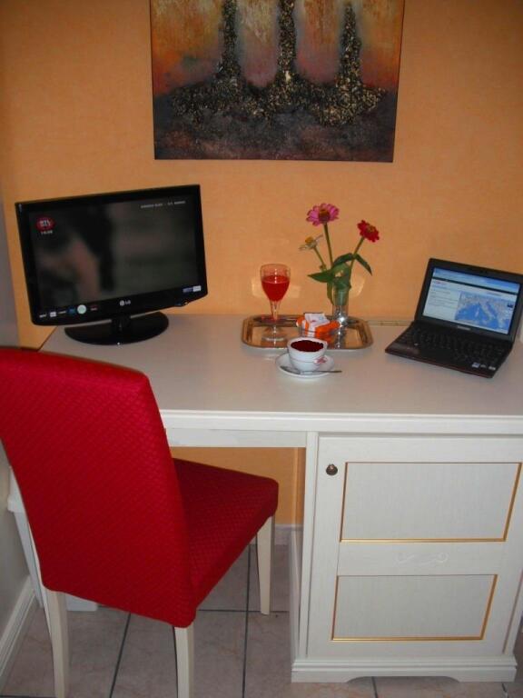 B&B HOTEL Pomezia Cortese 13