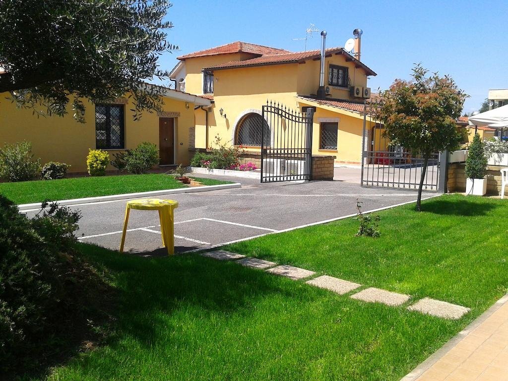 B&B HOTEL Pomezia Cortese 16