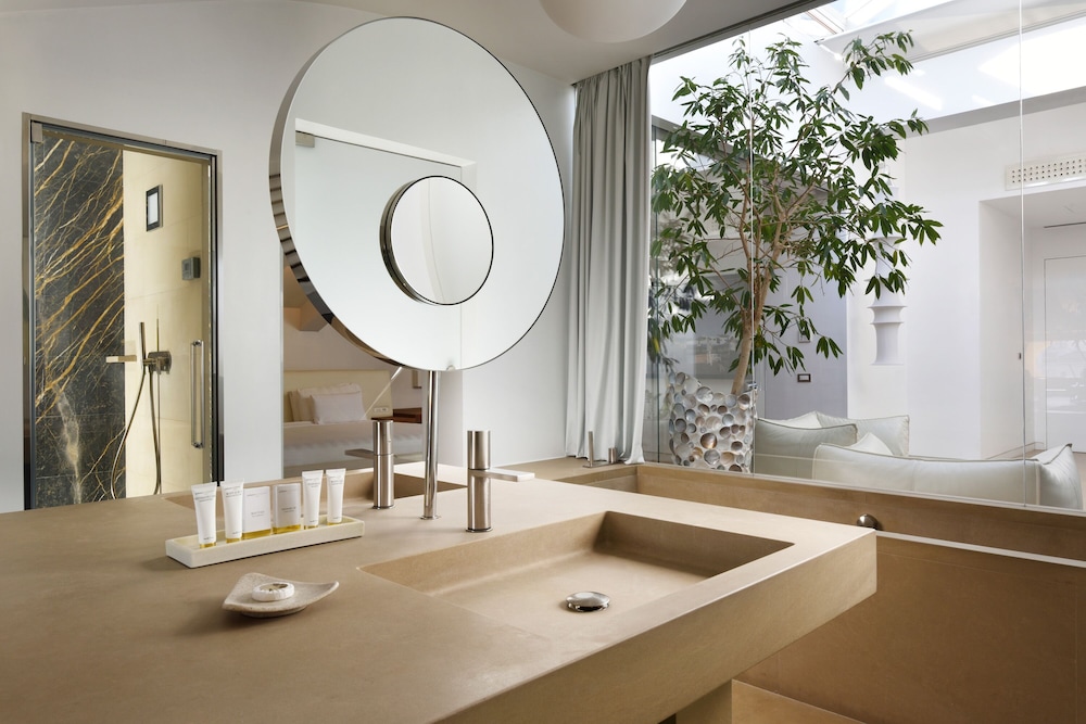 Palazzo Montemartini Rome, A Radisson Collection Hotel 12