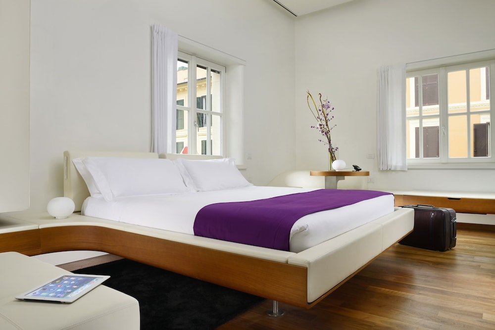 Palazzo Montemartini Rome, A Radisson Collection Hotel 9