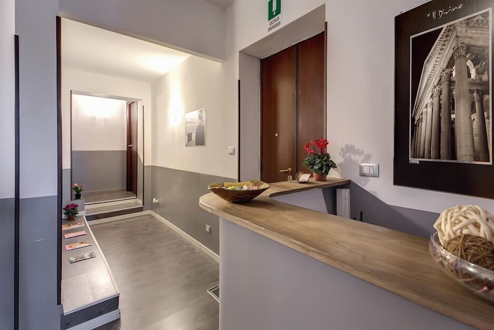 MF Hotel 2