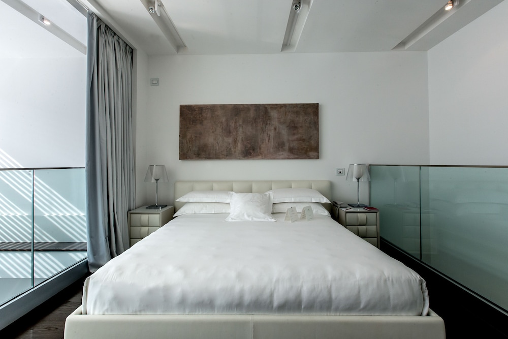 Magna Pars Suites 19