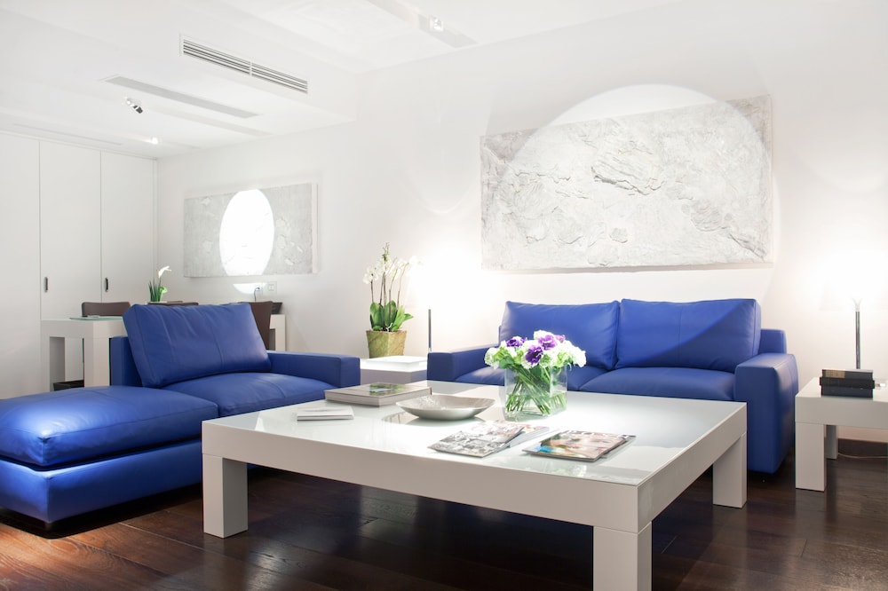Magna Pars Suites 24