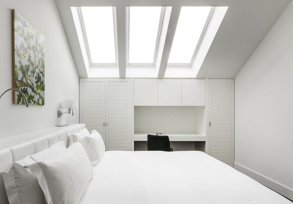 Magna Pars Suites 23