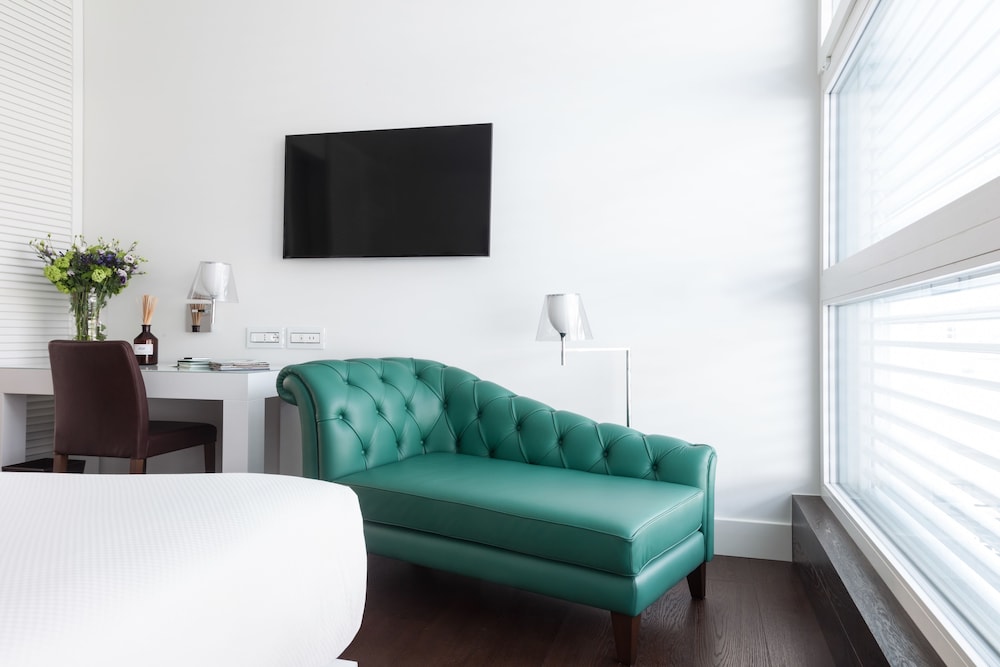 Magna Pars Suites 10
