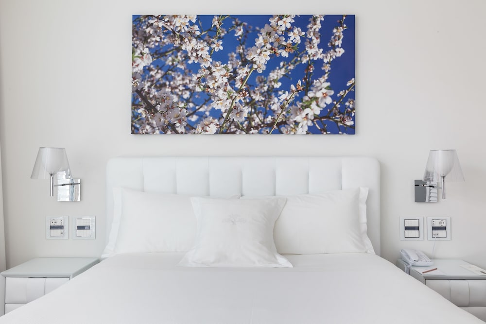 Magna Pars Suites 8