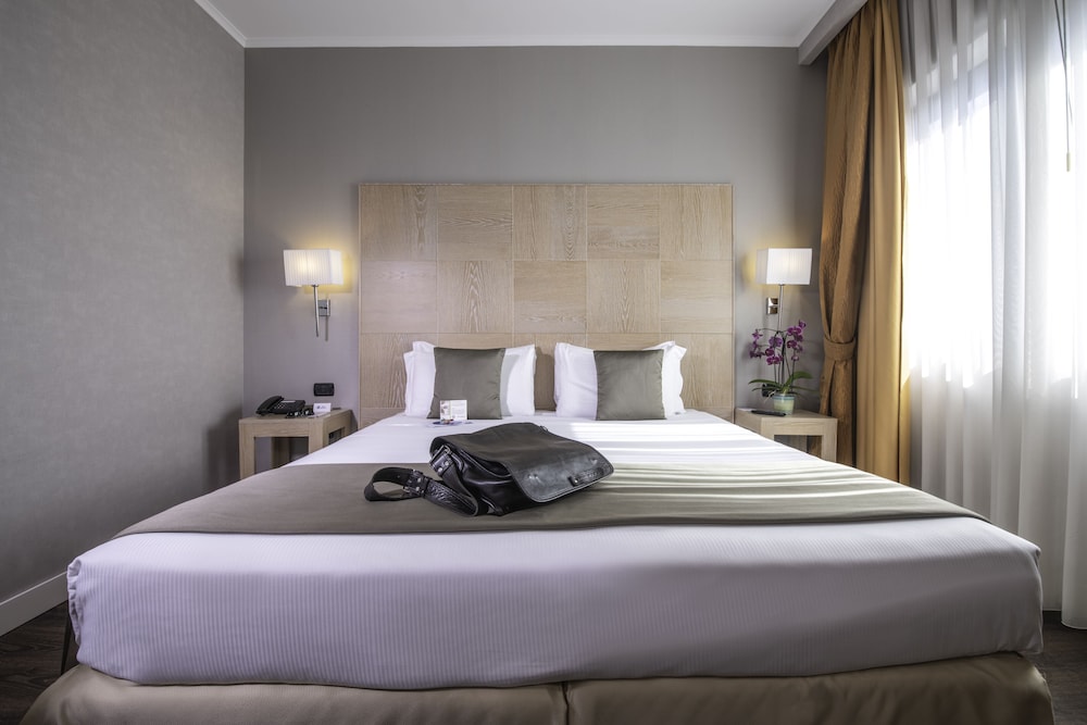 Best Western Hotel Rome Airport 8