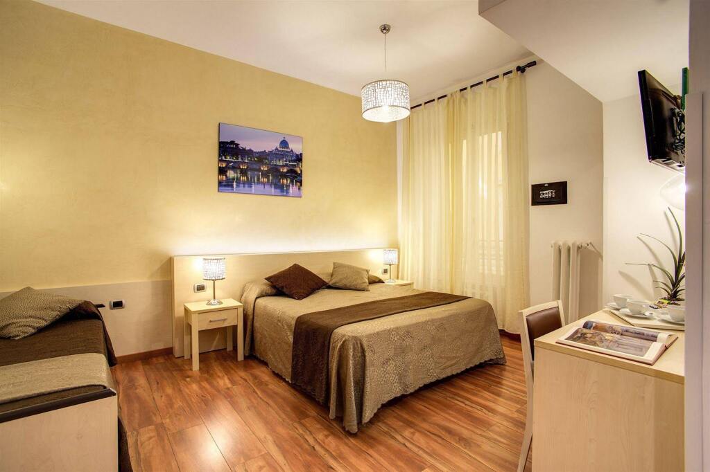 111 Guest House 8