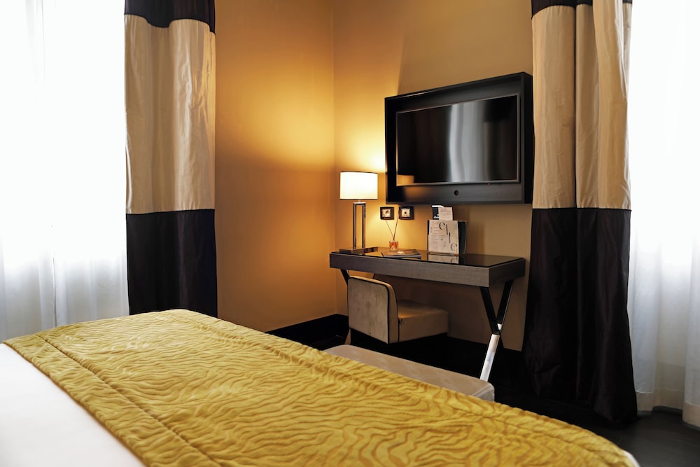Rome Life Hotel 12