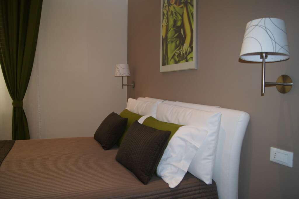 Mia Suites 8