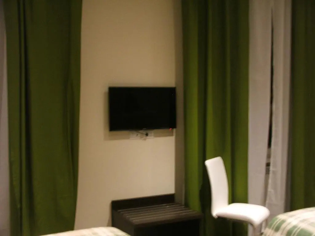 Mia Suites 19