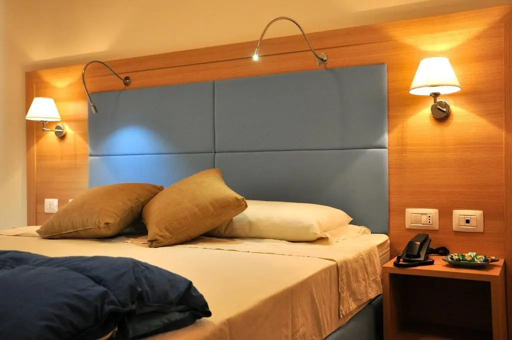 Hotel 325 Tor Vergata 17