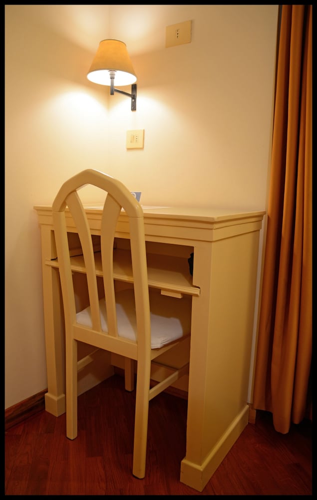 Lilium Hotel 11