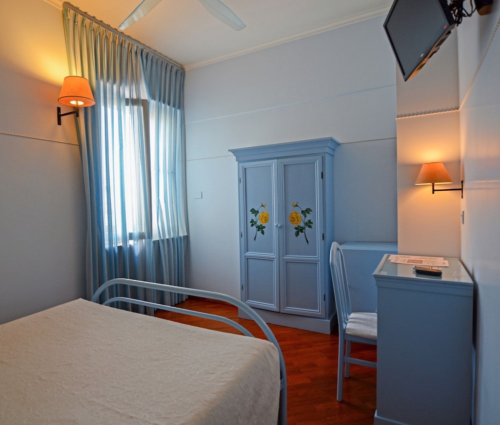 Lilium Hotel 23