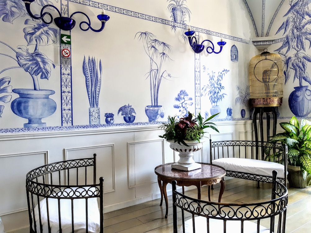 Lilium Hotel 8
